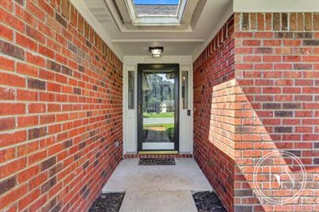 Foto del edificio - 801 Winchester Rd