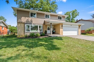 Building Photo - 529 S Burno Dr