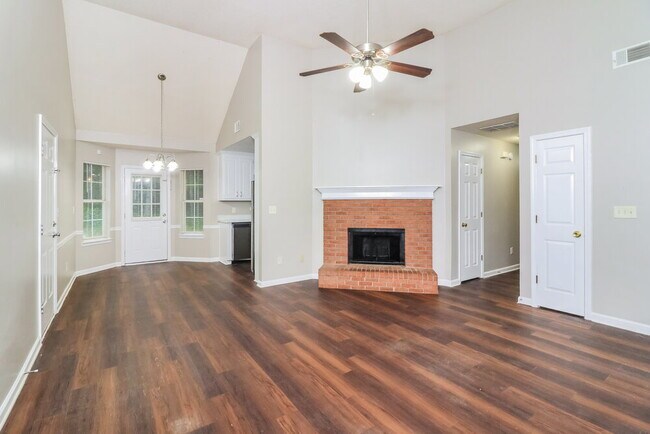 Foto del edificio - 25 Belmont Trail