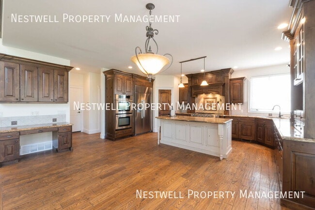 Building Photo - 4077 S Pelican Ln