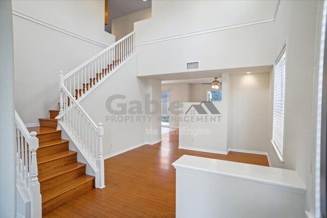 Building Photo - 24322 Alyssum Pl