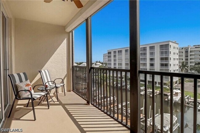 Foto del edificio - 4421 Bay Beach Ln