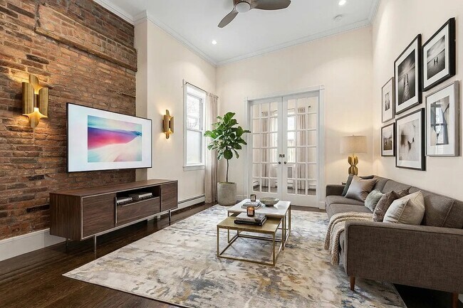 Foto del edificio - 448 W 19th St