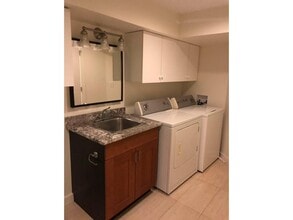 Building Photo - 16728 Cherryhill Crescent