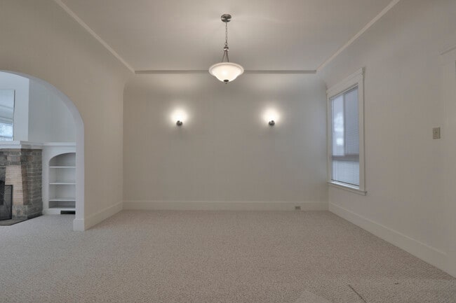 Building Photo - 4344 Fulton St
