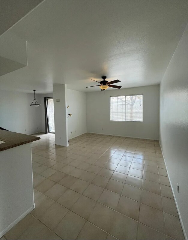Foto del edificio - 2325 Windmill Pkwy