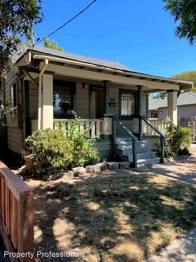 Primary Photo - 2 br, 1 bath House - 1150-1150 1/2 S 10th