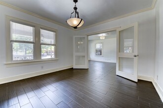 Building Photo - 2027 Huldy St