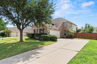 Building Photo - 1006 White Porch Ave