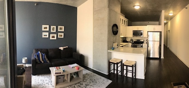 Sala de estar de concepto abierto - 235 W Van Buren St