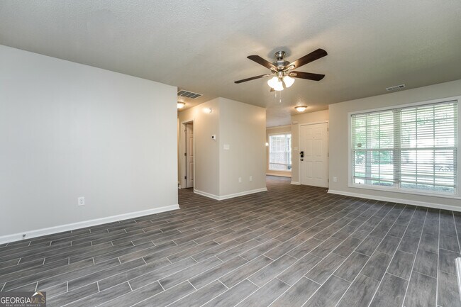 Building Photo - 4821 Brookwood Pl
