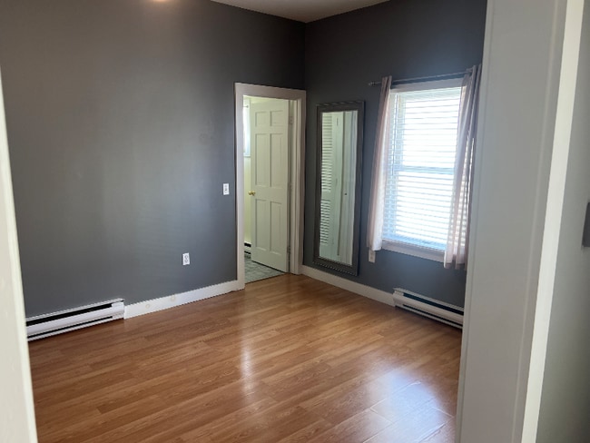 Photo - 12 Mechanic St Apartment