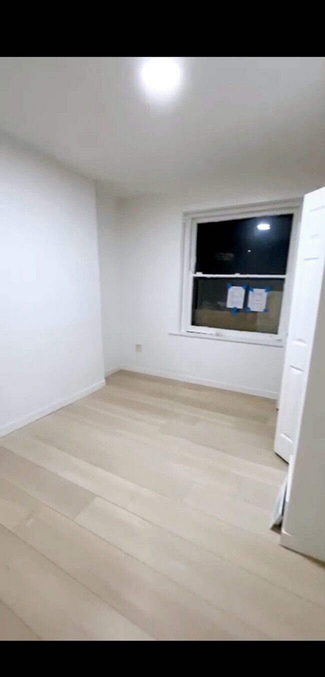 Foto del edificio - 311 Hilton Pl