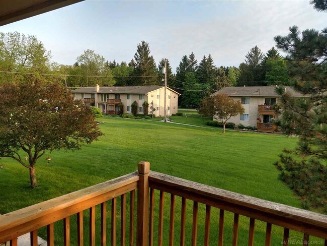 Foto del edificio - 2931 Seymour Lake Rd