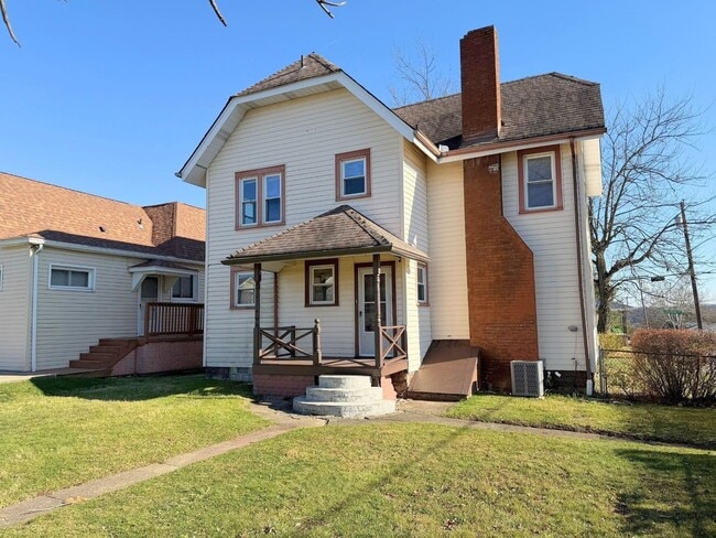 Foto del edificio - Single Family Home on Marland Heights for Rent