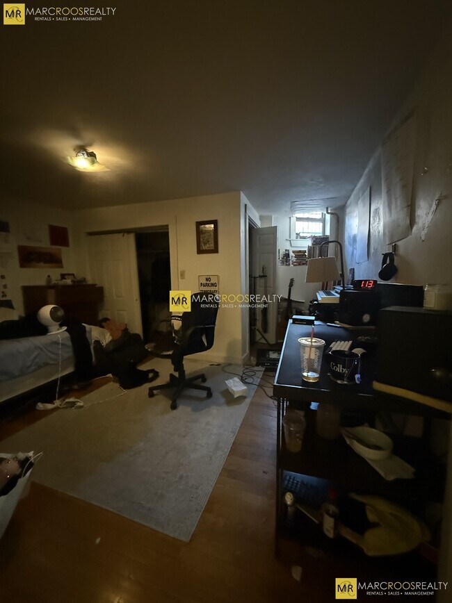 Foto del edificio - 589 Beacon St