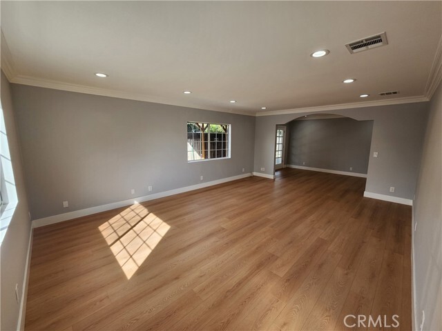 Building Photo - 14329 Emelita St
