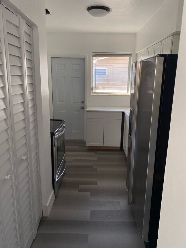 Cocina remodelada - 320 NW 34th Ave