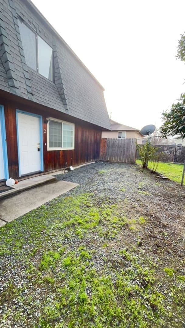 Building Photo - 1858 Inner Cir