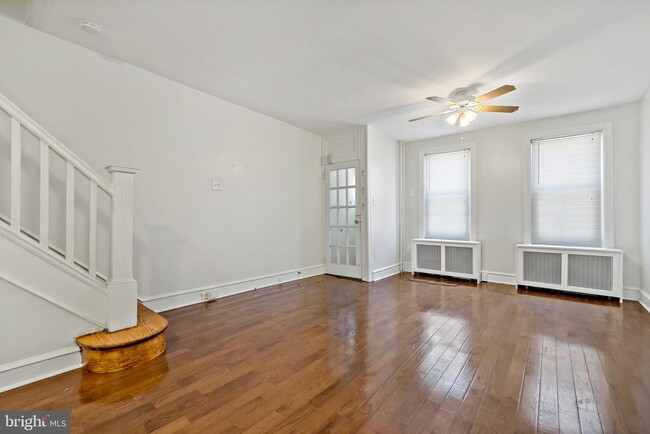 Building Photo - 436 Greenwich St