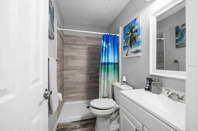 Foto del edificio - AVAILABLE BY JUNE 1ST-CHARMING 3/2 VILLA I...