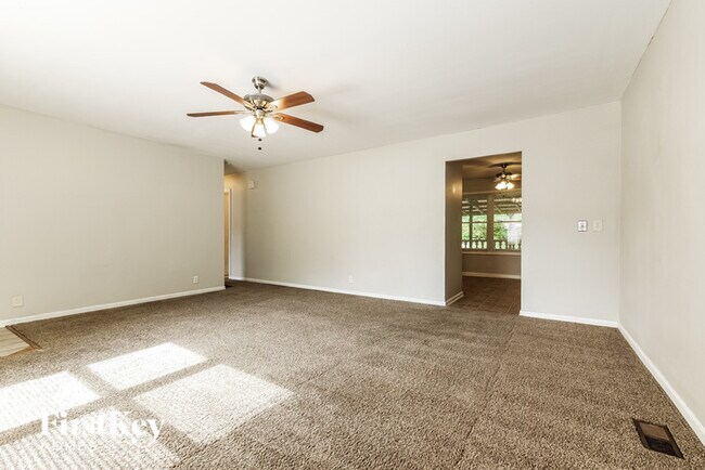 Foto del edificio - 9308 Lewis Avenue