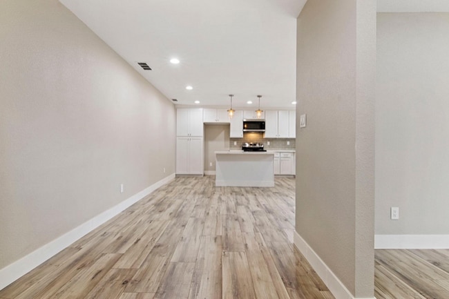 Building Photo - 8737 Grayling Way