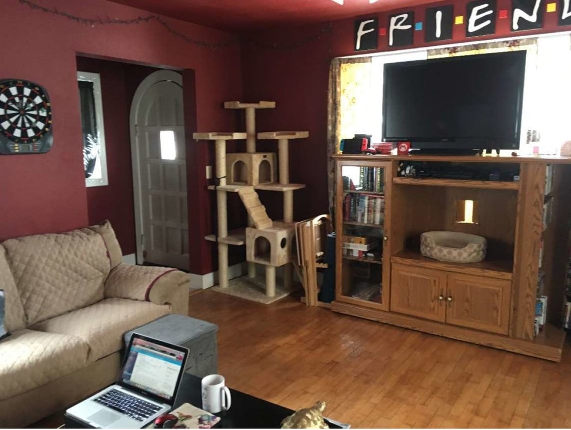 Building Photo - 1523 College Ave