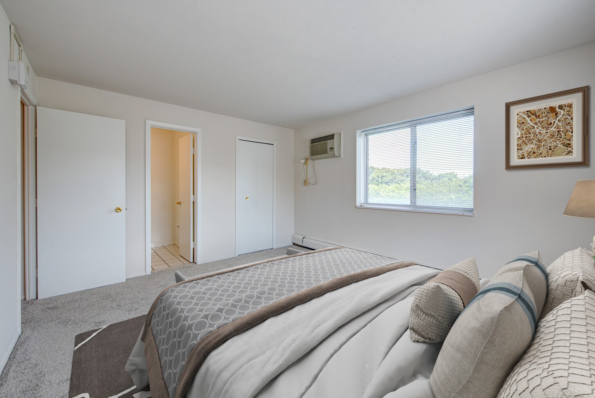 North Church Towers Apartments – photo 3
