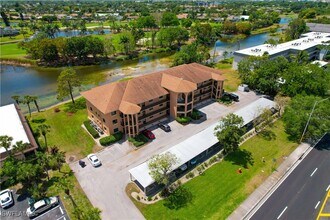 Building Photo - 5535 Rattlesnake Hammock Rd