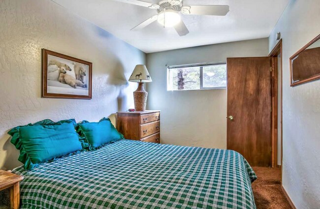 Foto del edificio - 11540 Deerfield Dr