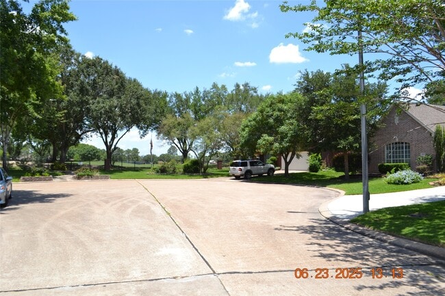 Foto del edificio - 4007 Sand Terrace Dr
