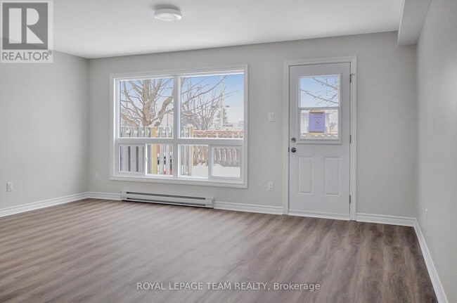 Building Photo - 2976 Olympic Way