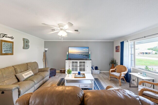 Foto del edificio - 350 Barbara Dr NW