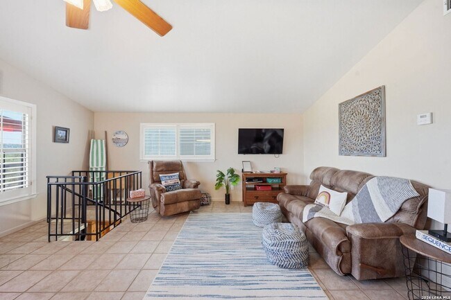 Foto del edificio - 2681 Lakeview Dr