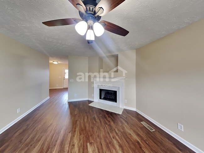 Building Photo - 1525 John Galt Dr
