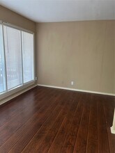 Building Photo - 1204 St Joseph St