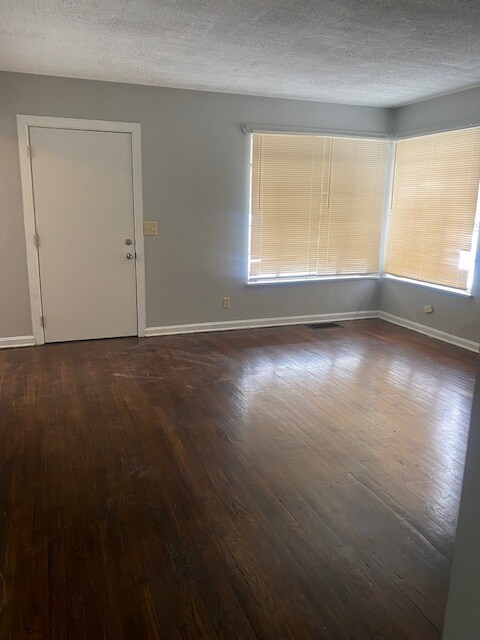Foto del edificio - 1364 Adelaide Ave SE