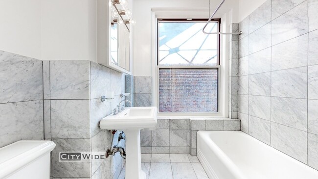 Building Photo - West 86th Street