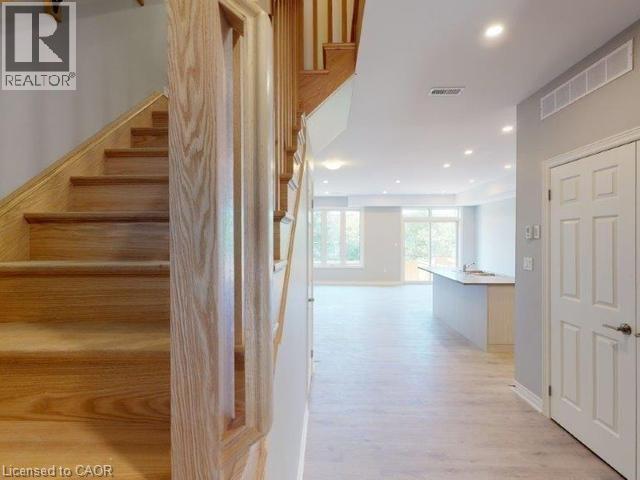 Building Photo - 18C MERIGOLD Street Unit# #UPPER