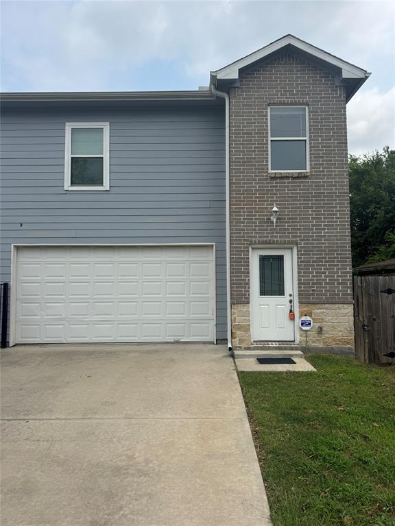 Primary Photo - 8205 Oak Knoll Ln
