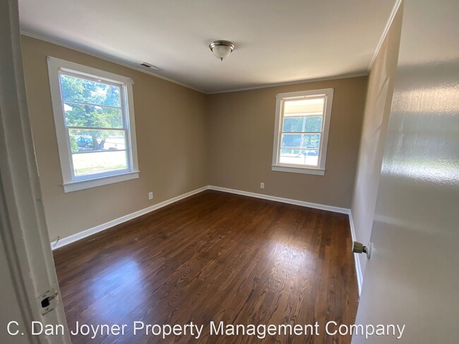 Building Photo - 3 br, 2 bath House - 106 Brockman St