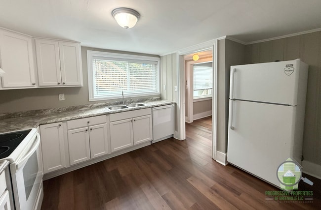 Photo - 108 Central Ave (Greenville, SC) Apartment