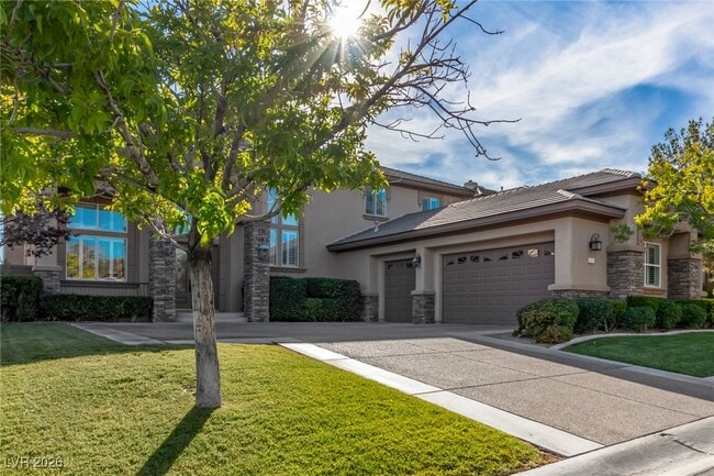 Foto del edificio - 9805 Queen Charlotte Dr