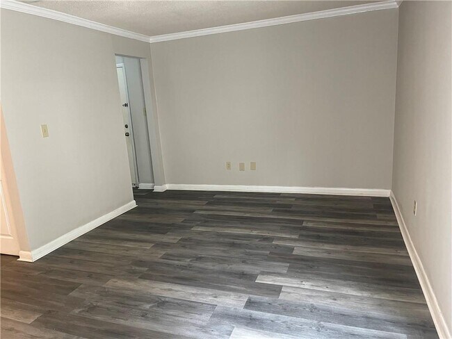 Foto del edificio - 6900 Roswell Rd