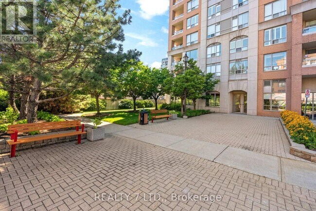 Building Photo - 9 Northern Heights Dr