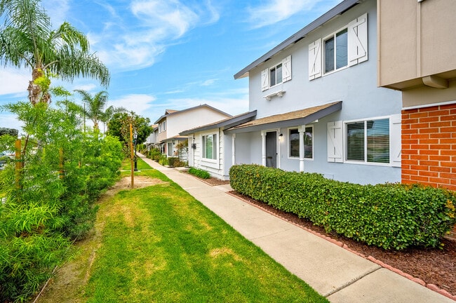 Photo - 9615 Adams Ave Townhome