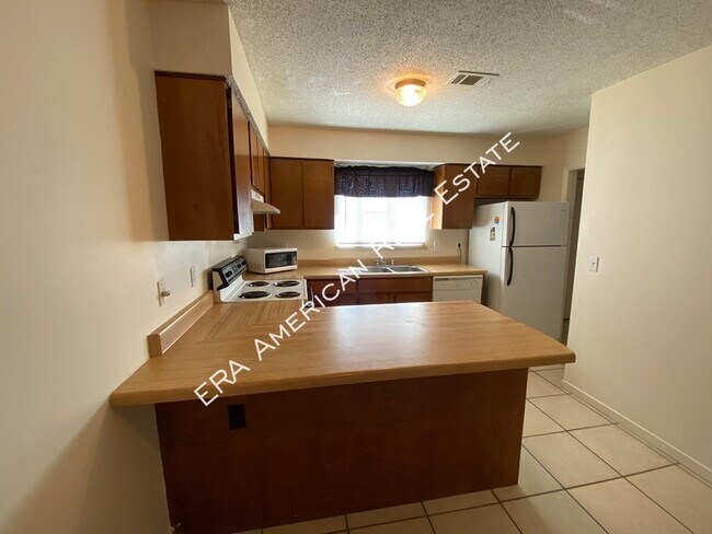 Foto del edificio - 230 Oxford Ct