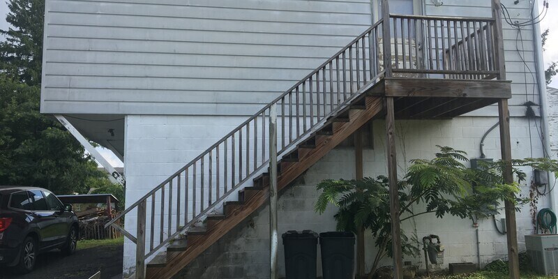 Primary Photo - Kensington Ave Garage