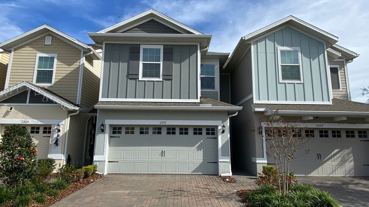 Foto principal - 3/2.5 Town Home in Sawgrass Landing In Orl...